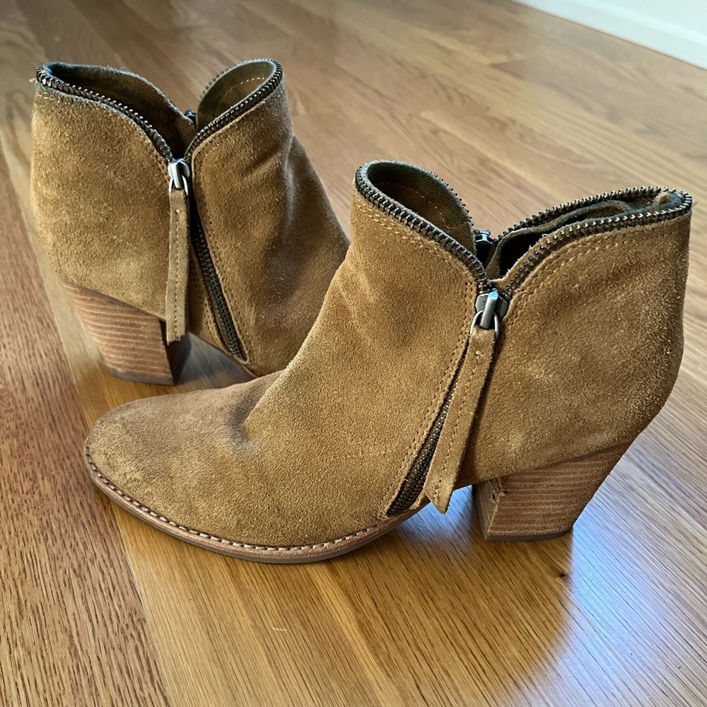 Women’s Ankle Booties